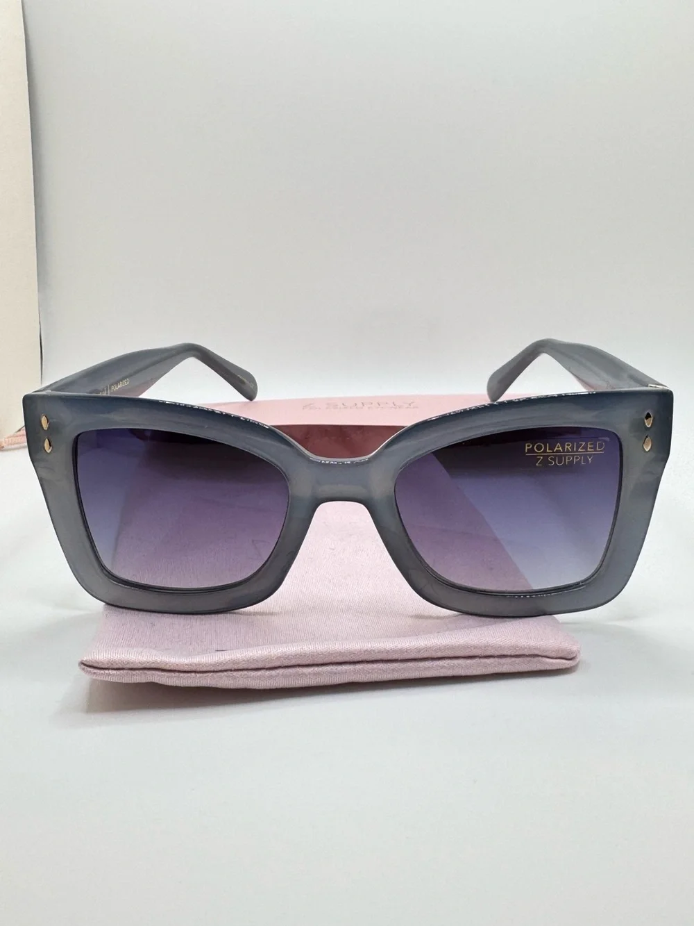 Z SUPPLY Women's Polarized Cat-Eye Sunglasses in Slate Gray NWT